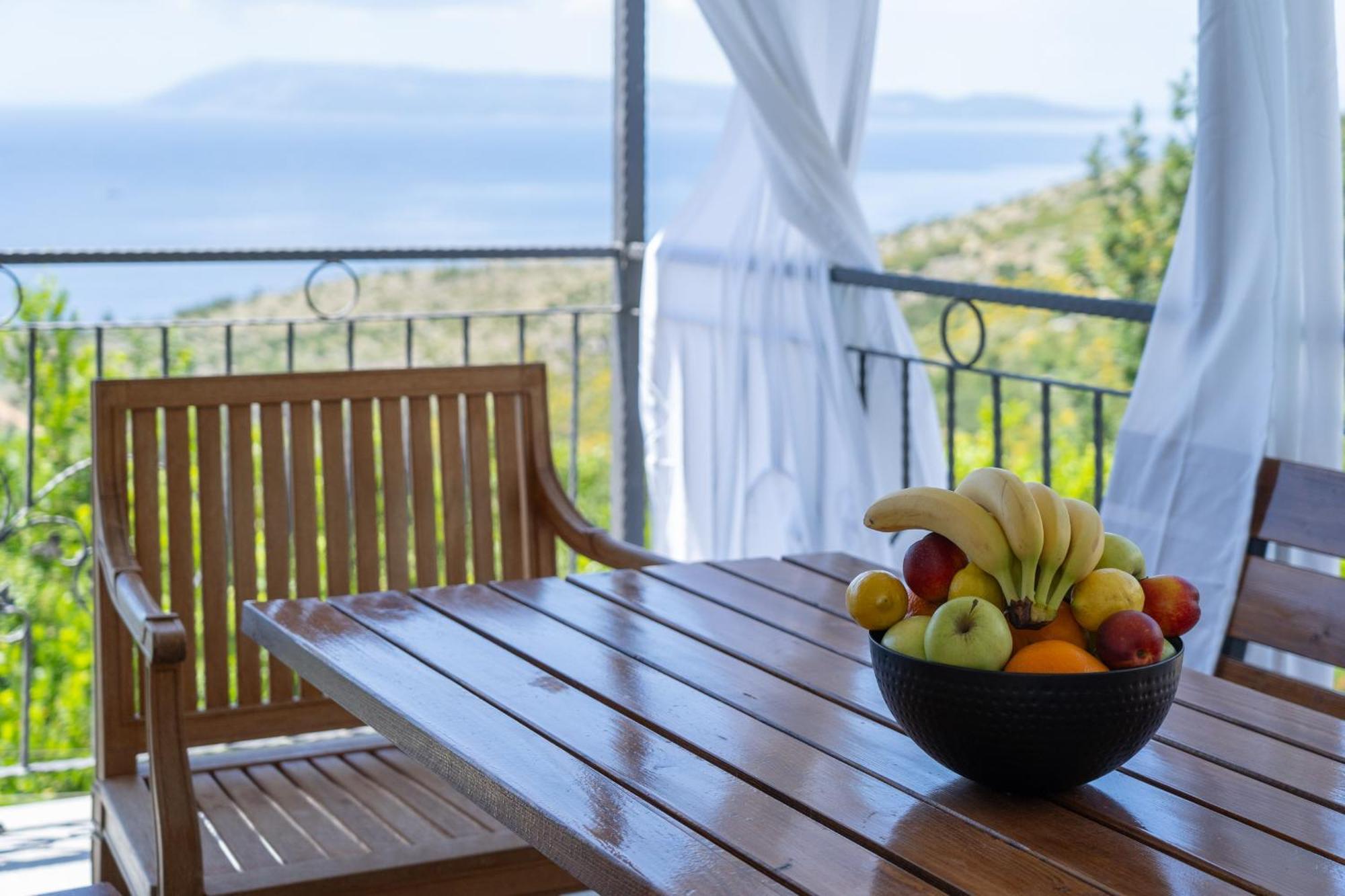 Villa With Sea View Podgora Exterior photo