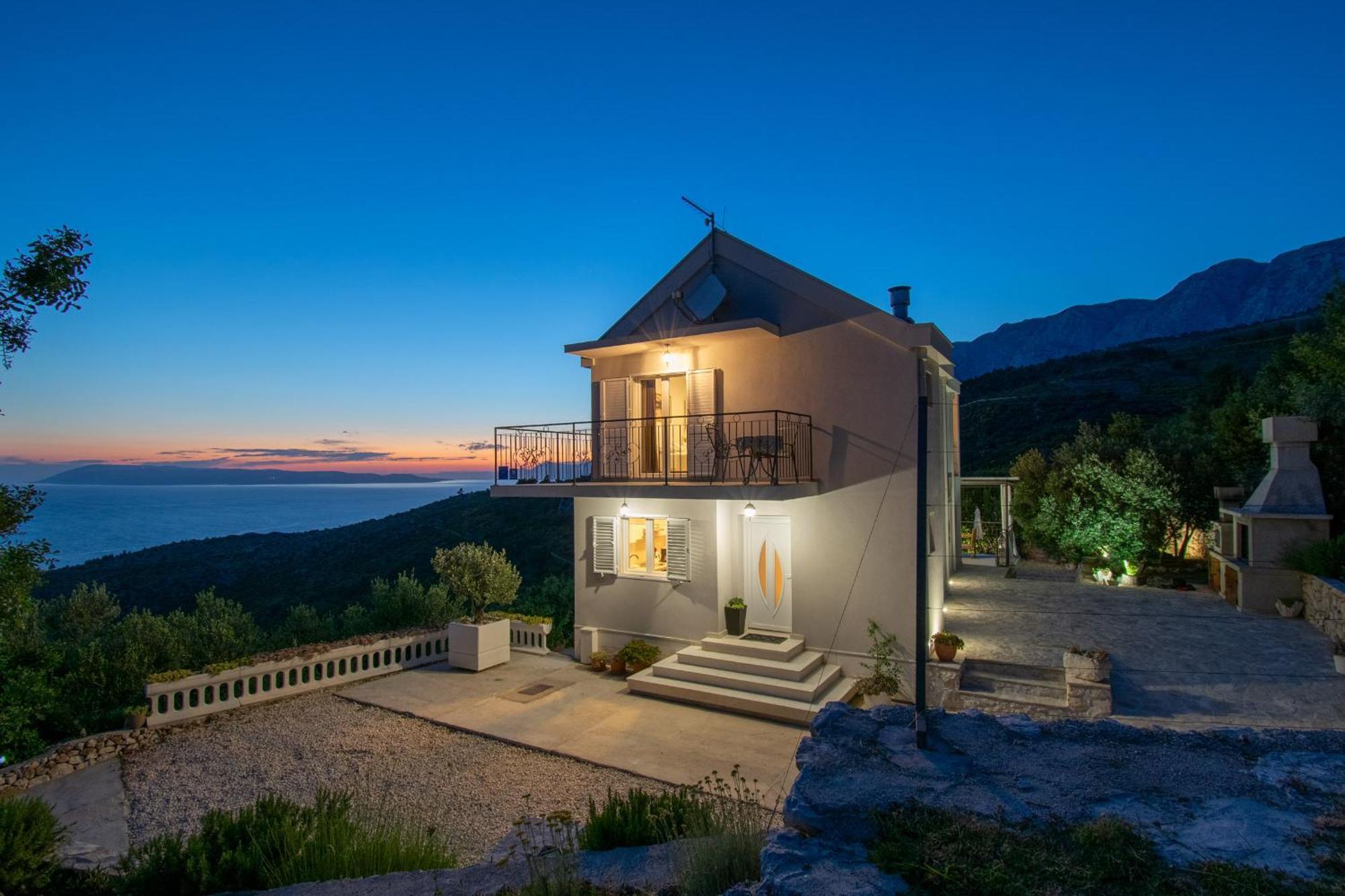 Villa With Sea View Podgora Exterior photo
