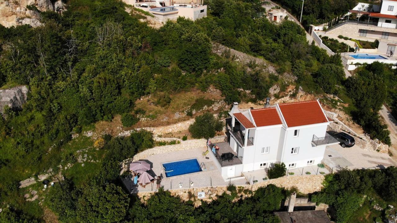 Villa With Sea View Podgora Exterior photo